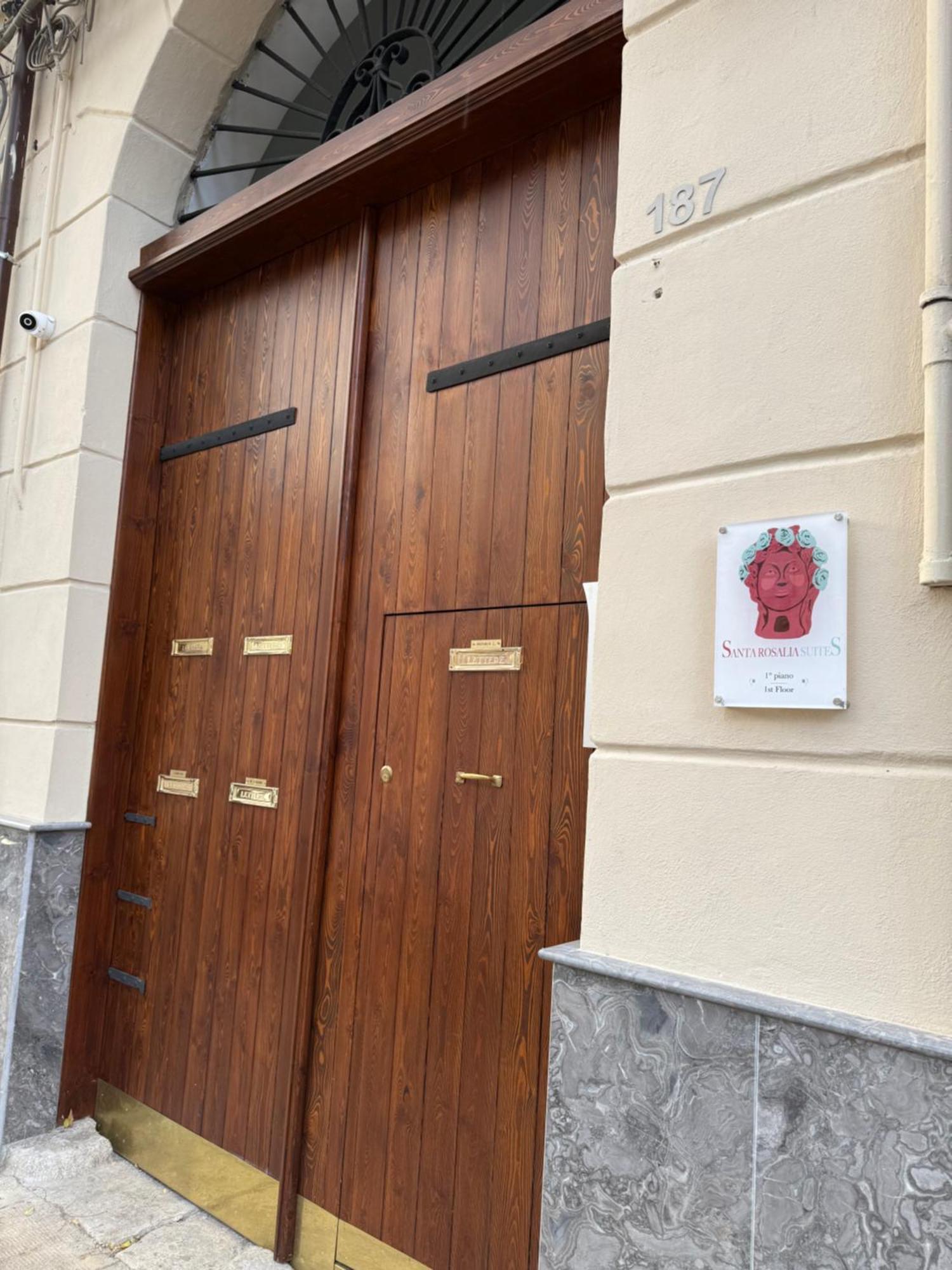 Santa Rosalia Suites Palermo Exterior foto